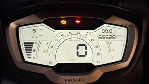 Piaggio Beverly 400 ABS-ASR (2021 - 24)  (7)