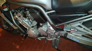 Yamaha FZS 1000 Fazer  (5)