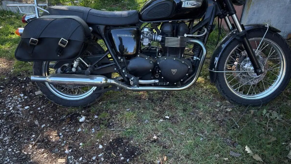 Triumph Bonneville 800 (2002 - 07) 