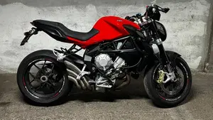MV Agusta Brutale 675 (2011 - 15) 
