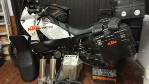KTM 990 Adventure (2009 - 11)  (6)