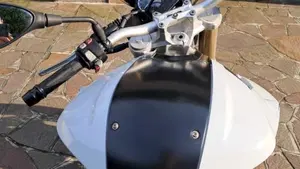 Bmw F 800 R (2015 - 16)  (5)