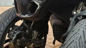Piaggio MP3 300 Sport ABS Hpe (2021 - 24)  (2)