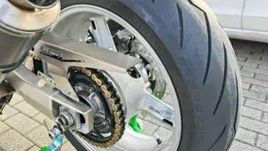 Suzuki SV 1000 S  (4)