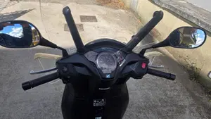 Honda SH 300 i Sport ABS (2018 - 20)  (6)