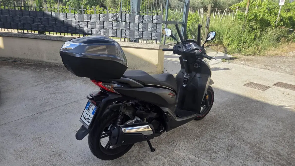 Honda SH 300 i Sport ABS (2018 - 20)  (4)