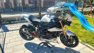 Triumph Speed Triple 1050 (2011 - 13) usata