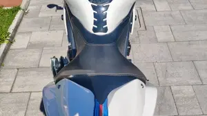 Triumph Speed Triple 1050 (2011 - 13)  (10)