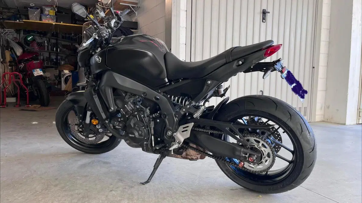 Yamaha MT-09 (2021 - 23)  (4)