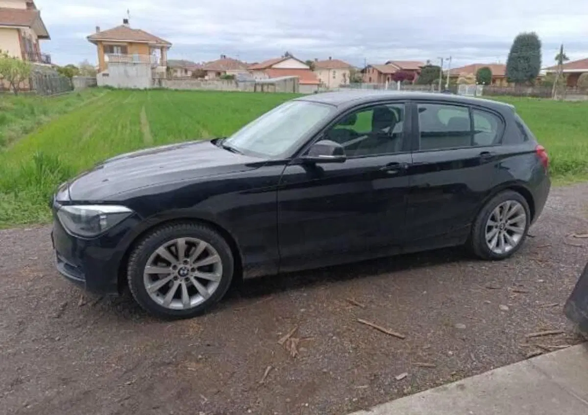 BMW Serie 1 5p. 120d 5p. Sport (3)
