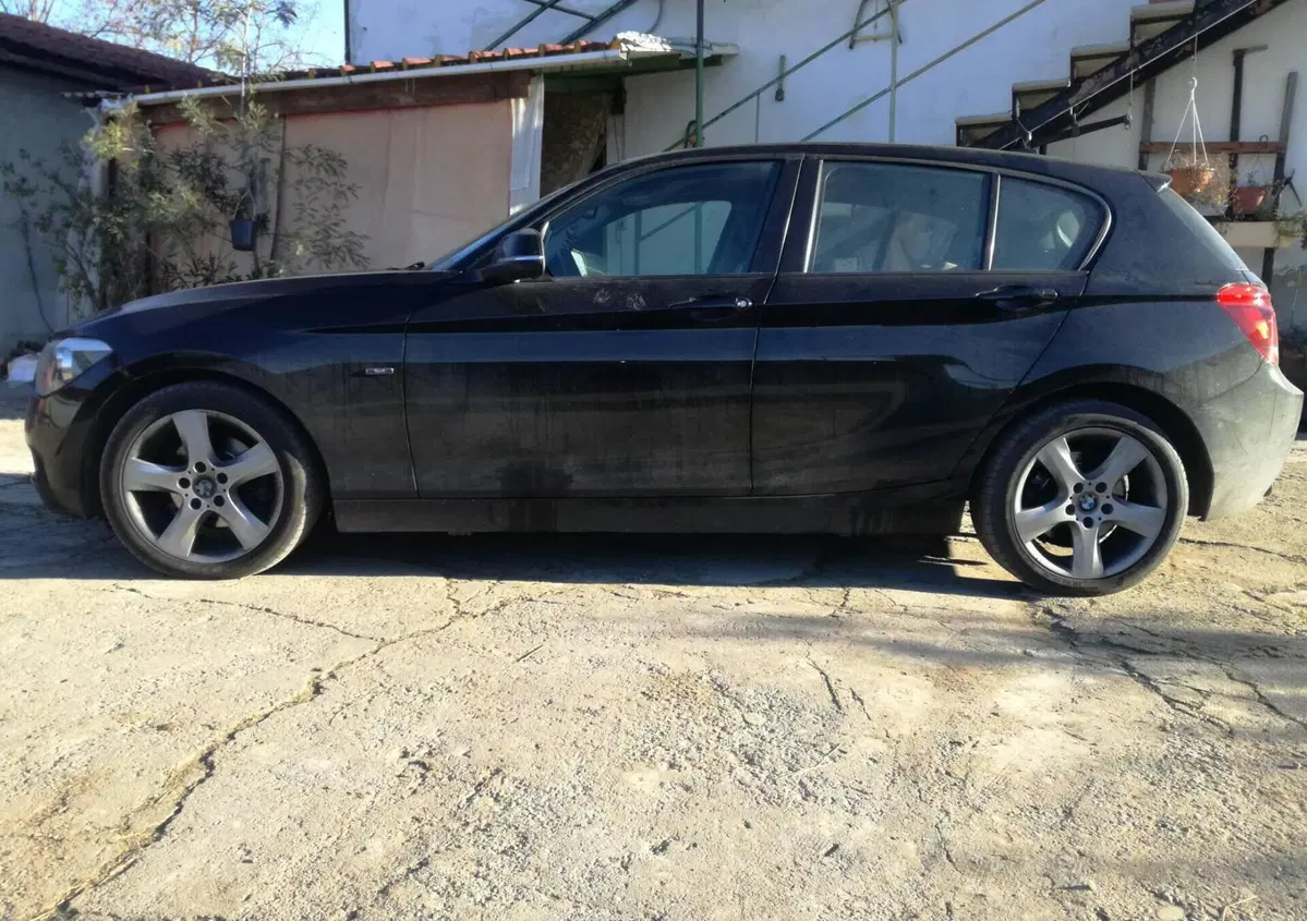 BMW Serie 1 5p. 120d 5p. Sport (7)
