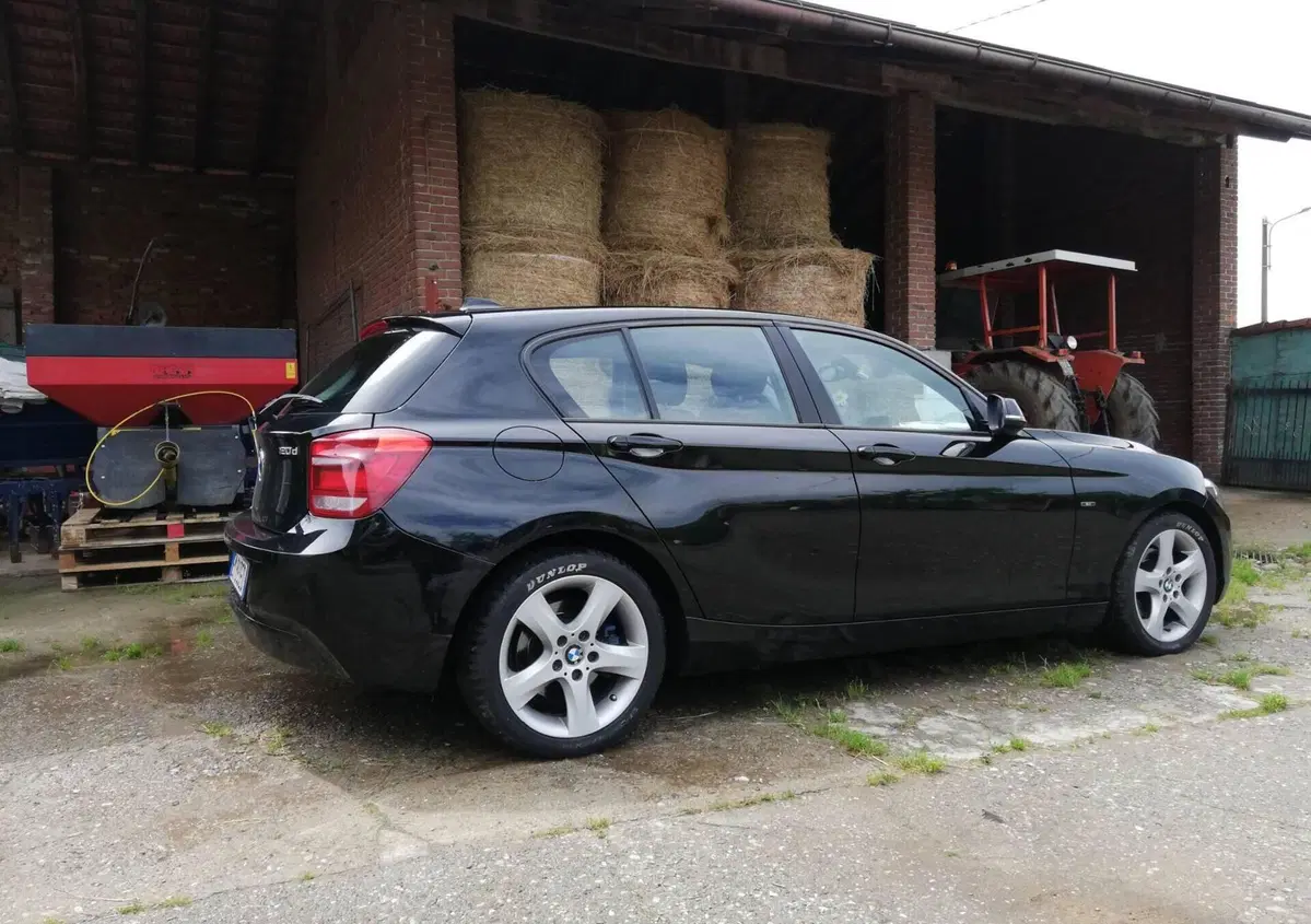 BMW Serie 1 5p. 120d 5p. Sport (8)