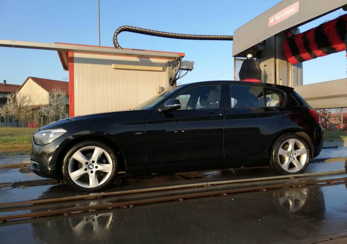 BMW Serie 1 5p. 120d 5p. Sport (11)