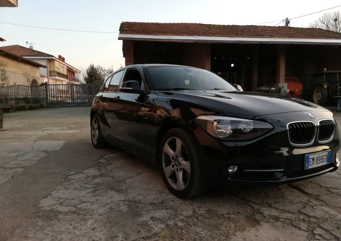 BMW Serie 1 5p. 120d 5p. Sport (12)