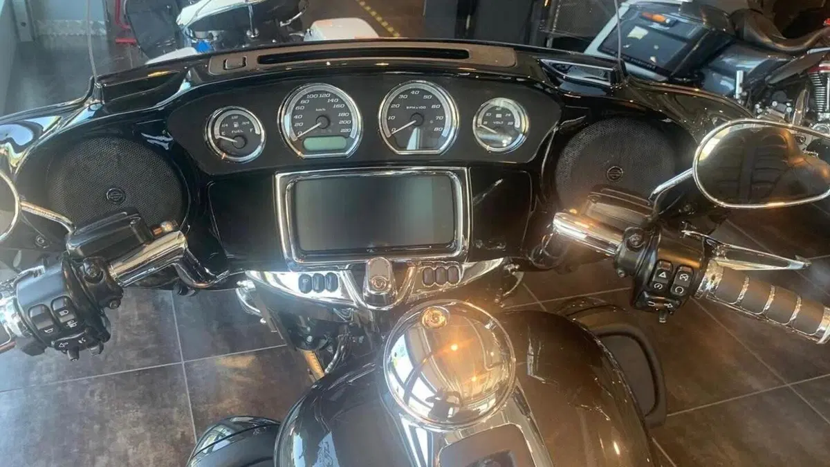 Harley-Davidson 114 Electra Glide Ultra Limited (2020) - FLHTK  (5)