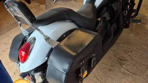Kawasaki Vulcan VN 900 Custom (2011 - 16)  (4)