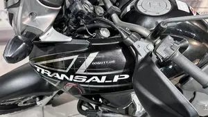 Honda Transalp XL 700 V (2007 - 2013)  (3)