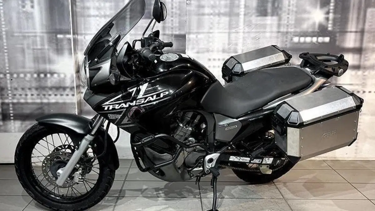 Honda Transalp XL 700 V (2007 - 2013)  (4)
