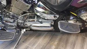 Yamaha XVS 1100 Drag Star A Classic (2000 - 06)  (13)