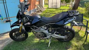 Aprilia Dorsoduro 750 (2009 - 14) 