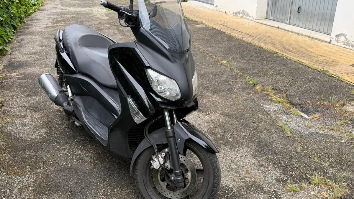 Yamaha X-Max 250 (2010 - 13) 