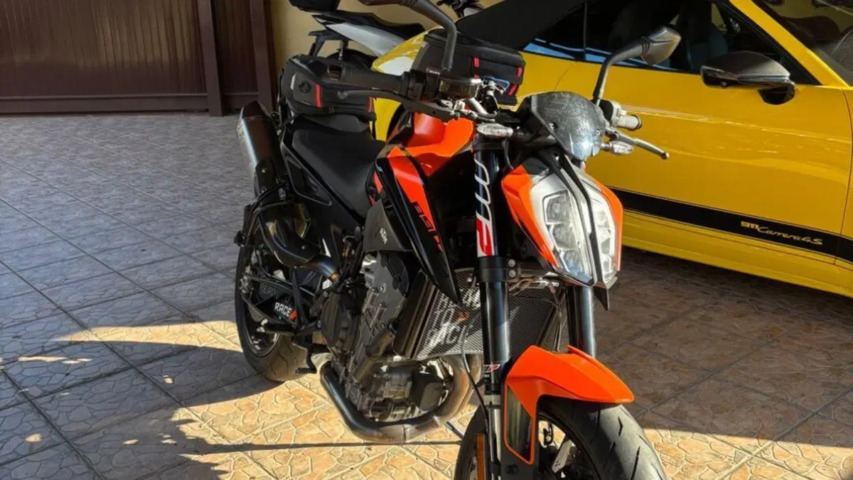 KTM 890 Duke (2021 - 23)  (2)