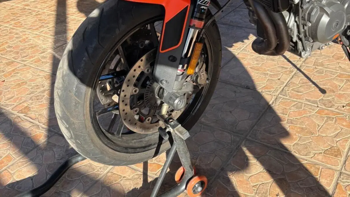 KTM 890 Duke (2021 - 23)  (10)