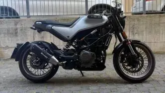Husqvarna Vitpilen 401 (2021 - 23) usata
