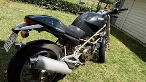 Ducati Monster 900 (1997 - 98)  (2)