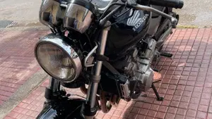 Honda Hornet 600 (2000 - 02)  (2)