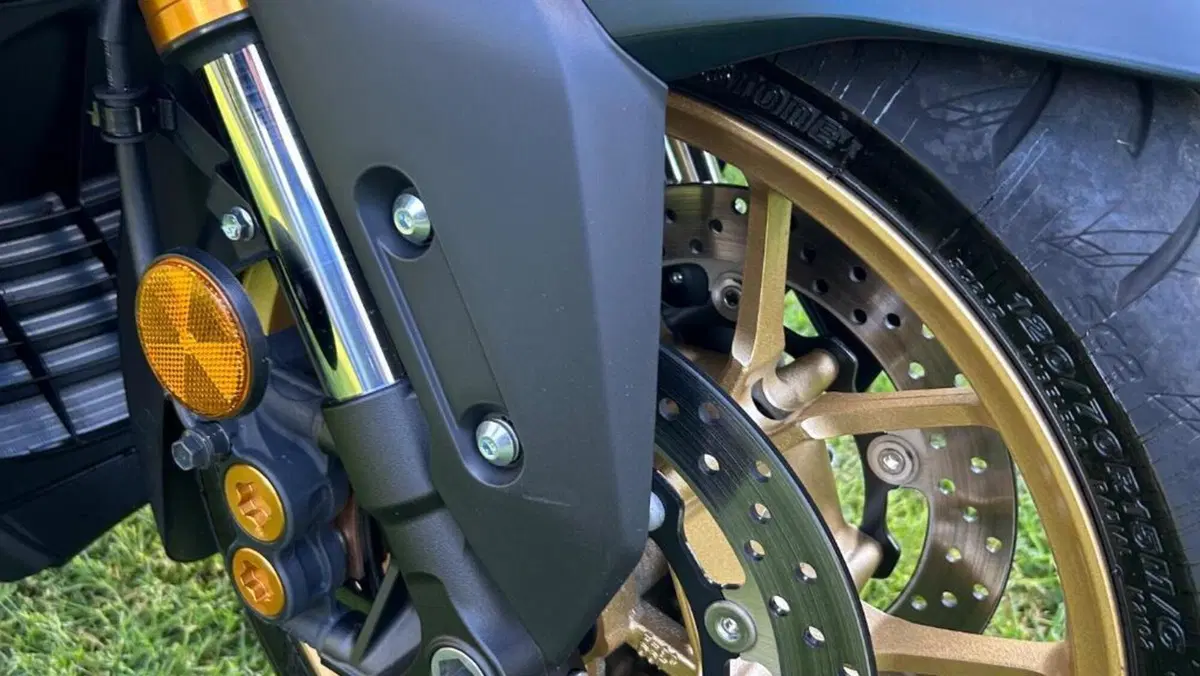 Yamaha T-Max 560 Tech Max (2022 - 24)  (4)