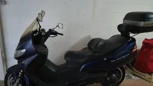 Suzuki Burgman AN 400 (2001 - 02) 