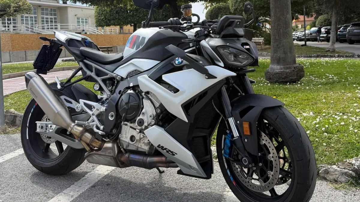 Bmw M 1000 R (2025 - 27)  (2)
