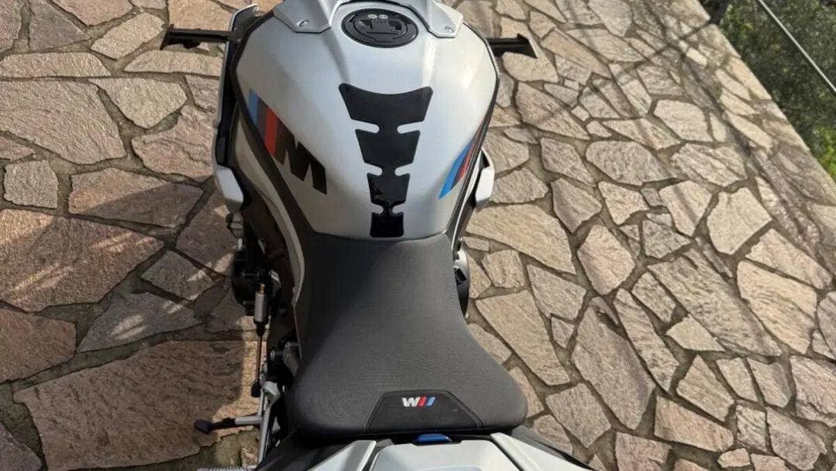 Bmw M 1000 R (2025 - 27)  (9)