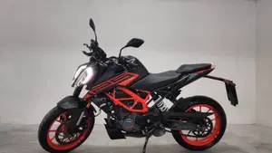 KTM 125 Duke (2021 - 23)  (4)