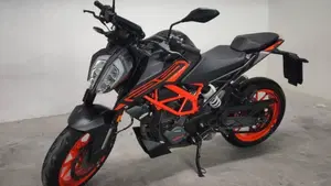 KTM 125 Duke (2021 - 23)  (6)