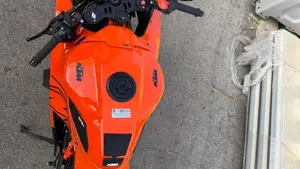 KTM 990 RC R (2026)  (4)