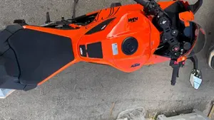 KTM 990 RC R (2026)  (5)