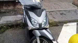 Yamaha X-City 250 (2006 - 16)  (2)