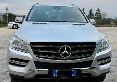 Mercedes-Benz Classe ML 350 BlueTEC 4Matic Sport (5)