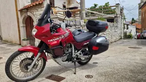 Honda Transalp XL 600V (1997 - 99)  (3)