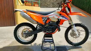 KTM 500 EXC-F (2023) 