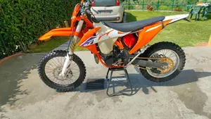 KTM 500 EXC-F (2023)  (4)