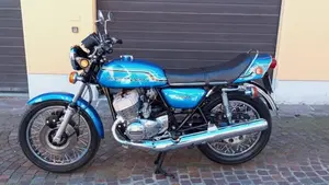 Kawasaki   (2)