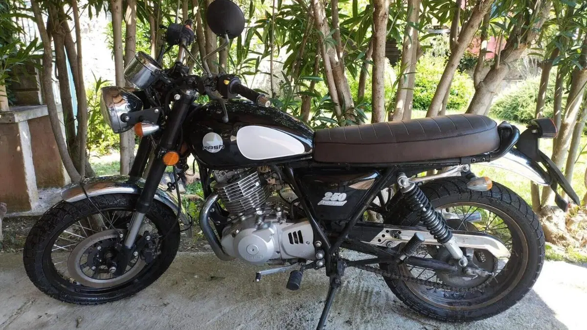 Mash Italia Cafè Racer 250 (2015 - 16) 