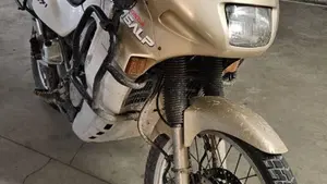 Honda Transalp XL 600V (1997 - 99)  (6)