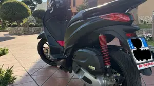 Piaggio Medley 125 S ABS (2021 - 24)  (6)