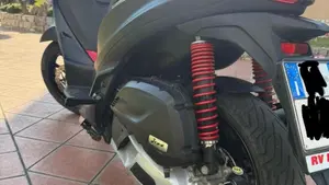 Piaggio Medley 125 S ABS (2021 - 24)  (8)