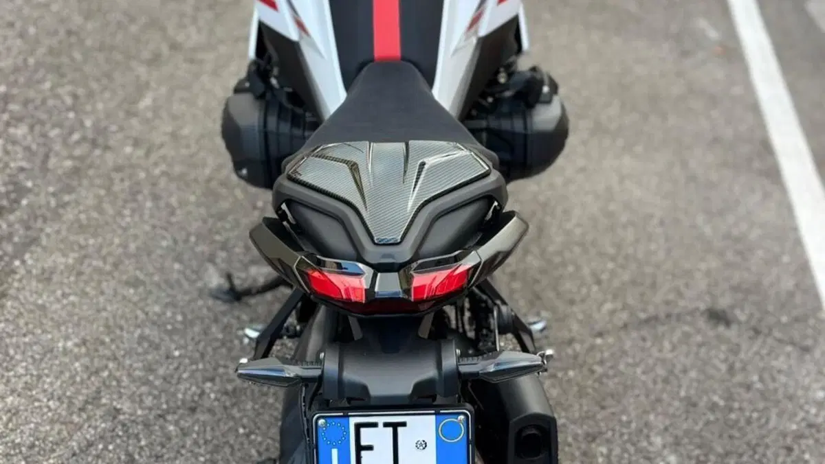 Bmw R 1300 RS (2026)  (4)