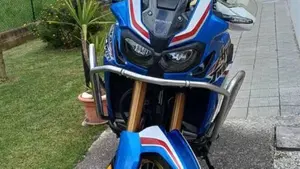 Honda Africa Twin CRF 1000L (2018 - 19)  (2)